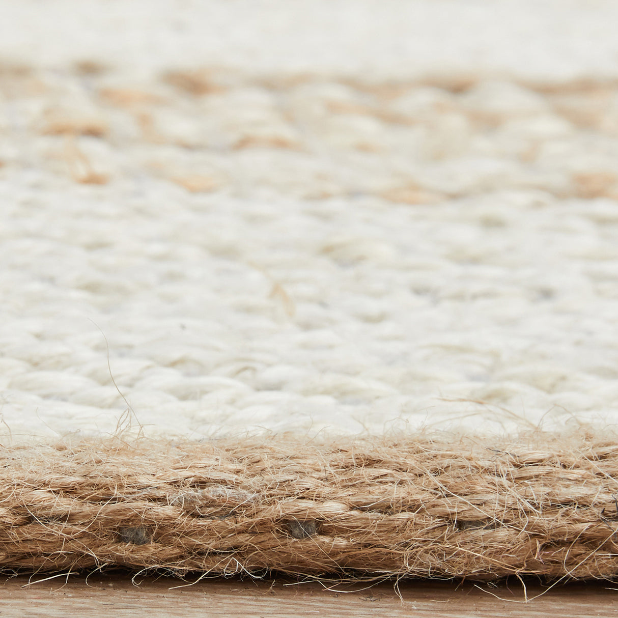 Noosa 555 Natural White Rug