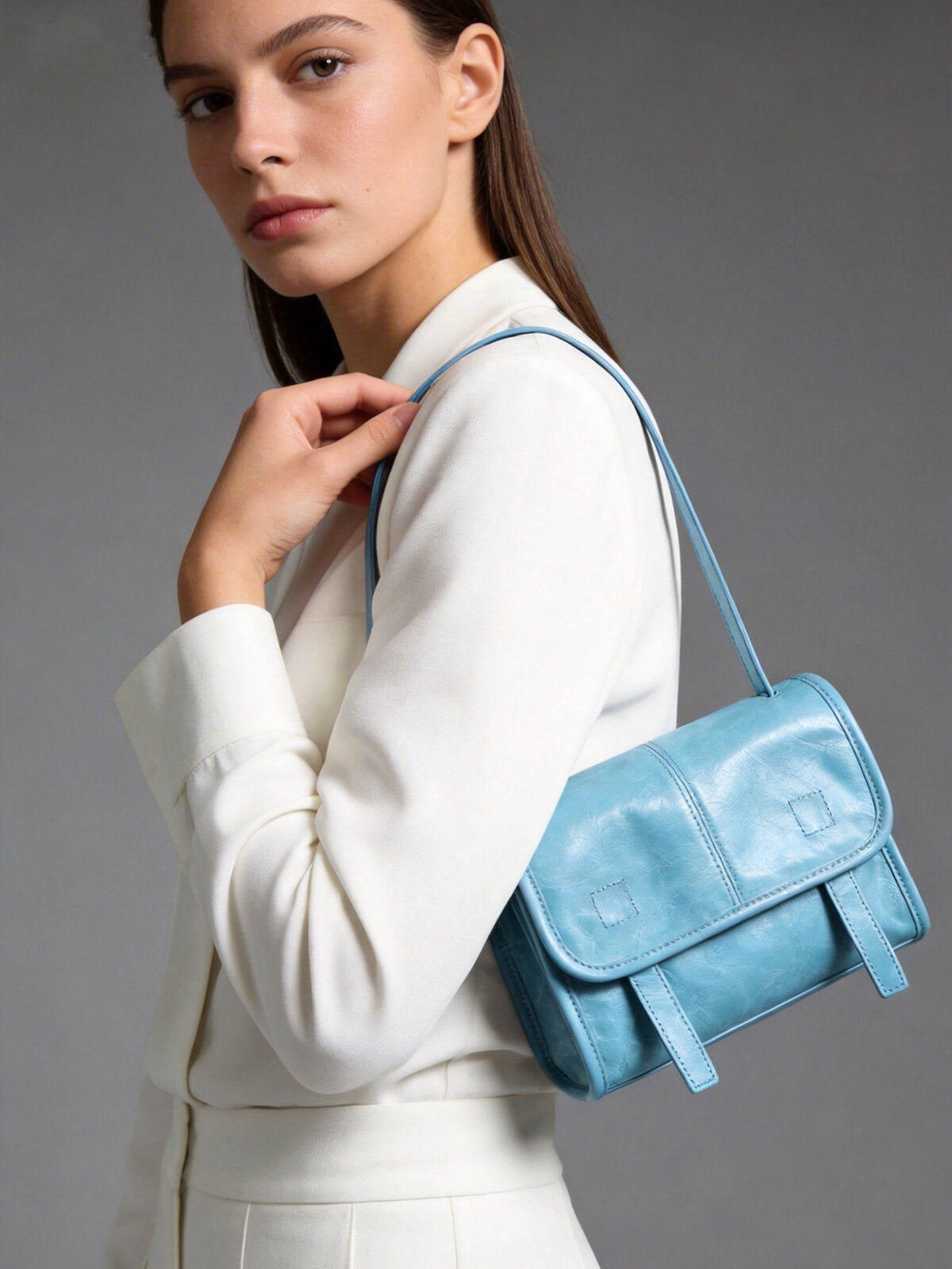 Vintage Glazed Calfskin Messenger Bag - Blue