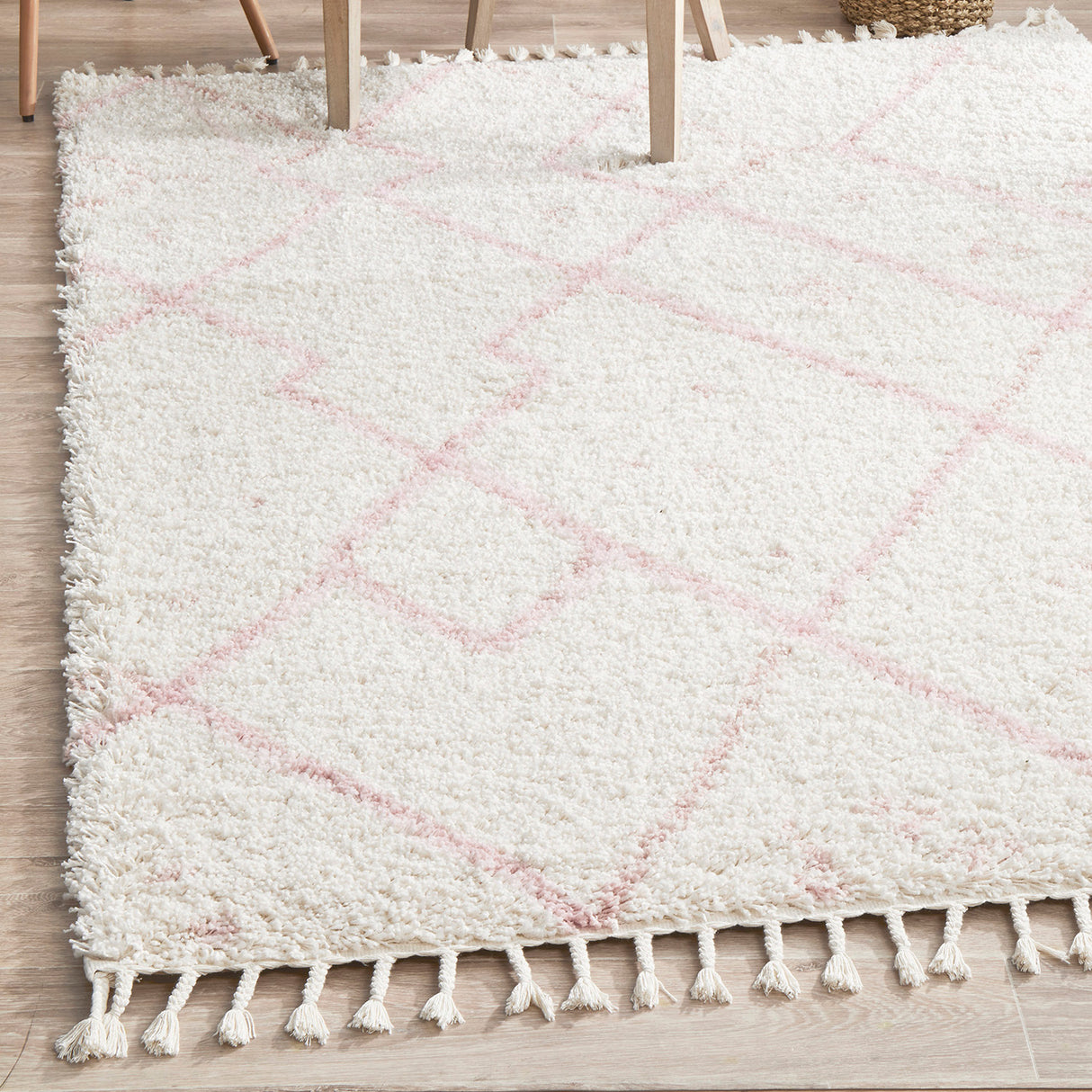 Saffron 44 Pink Rug