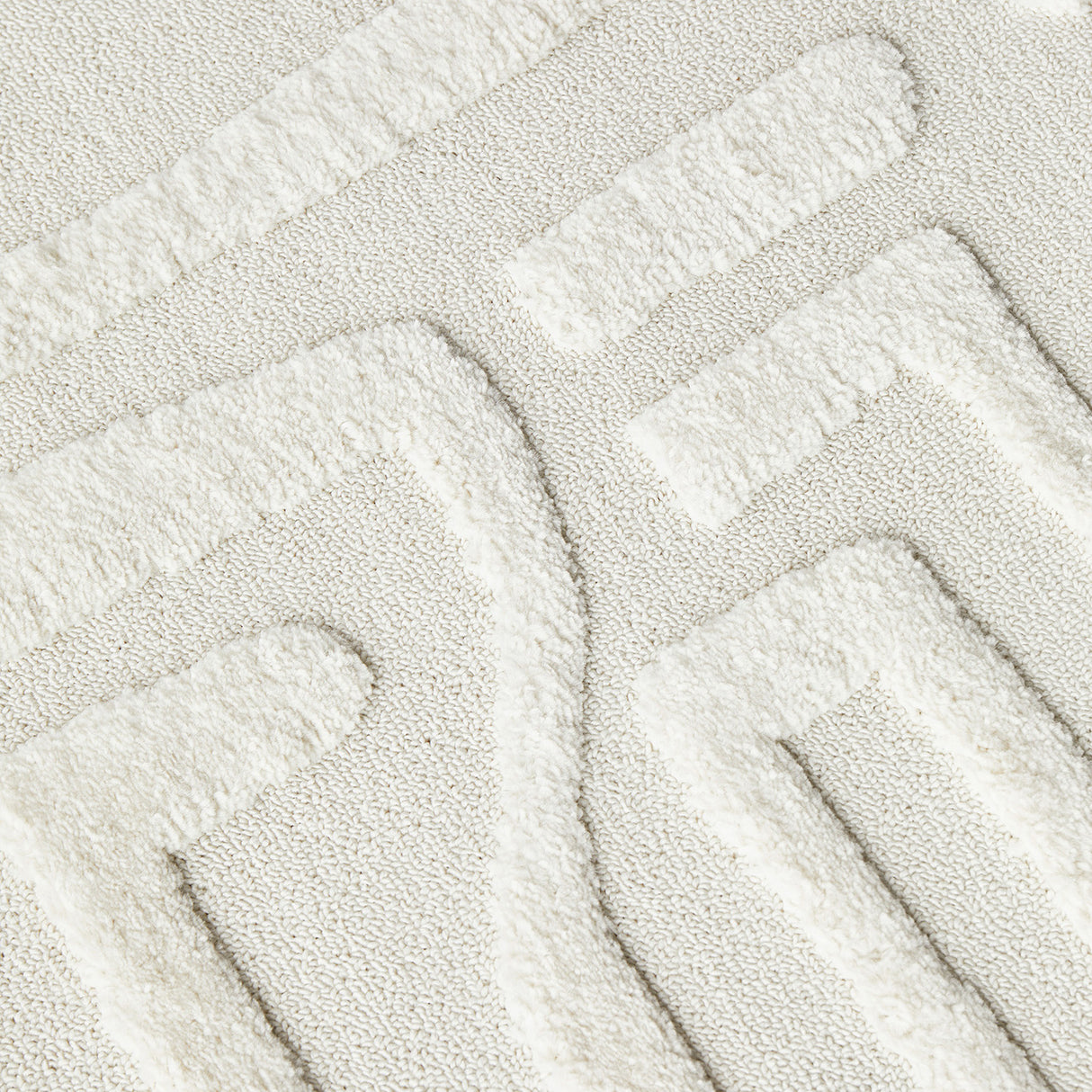Serenade Arlo White Rug