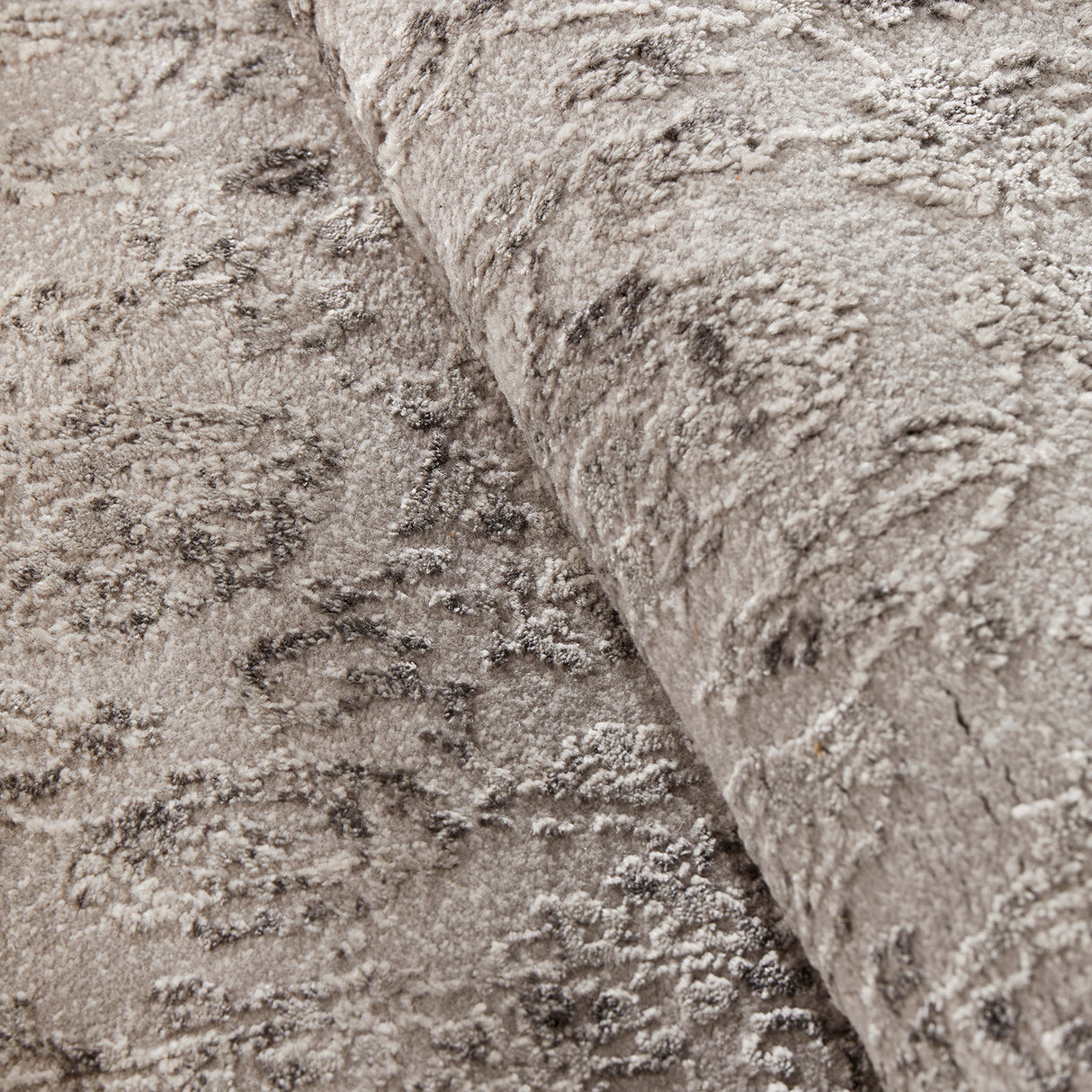 Opulence 111 Silver Runner Rug