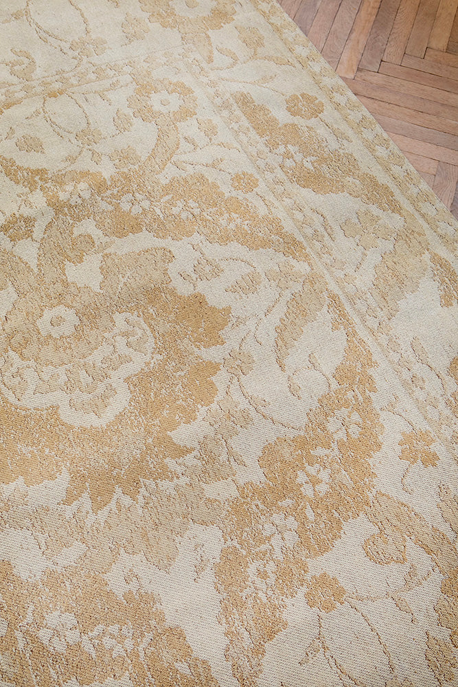Laura Ashley Newborough Pale Gold 081606