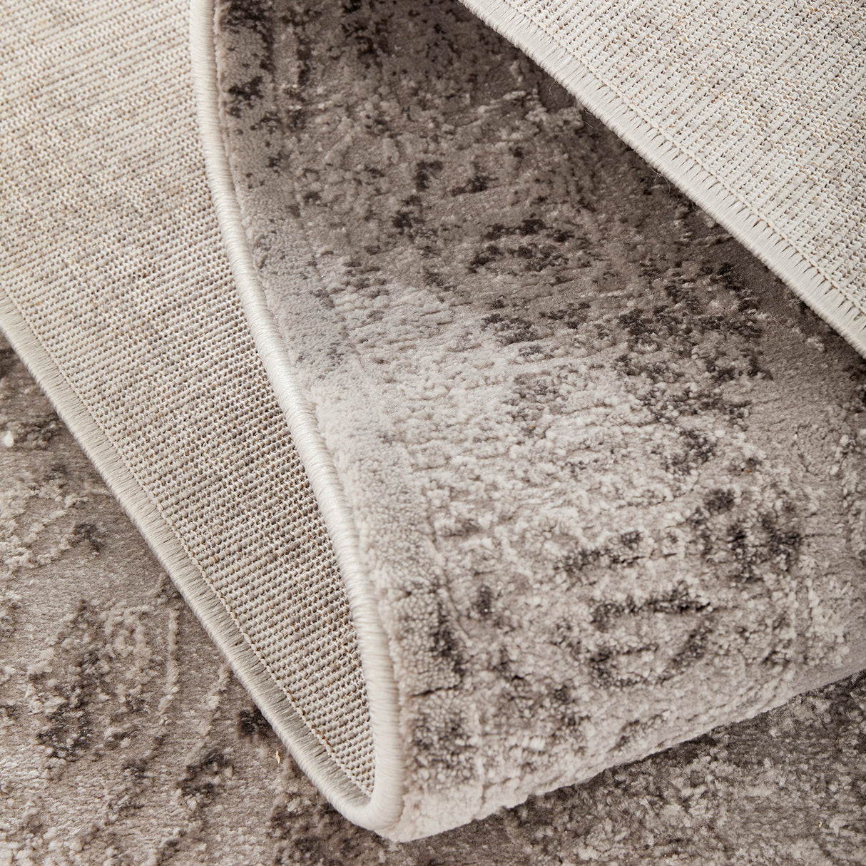 Opulence 111 Silver Runner Rug