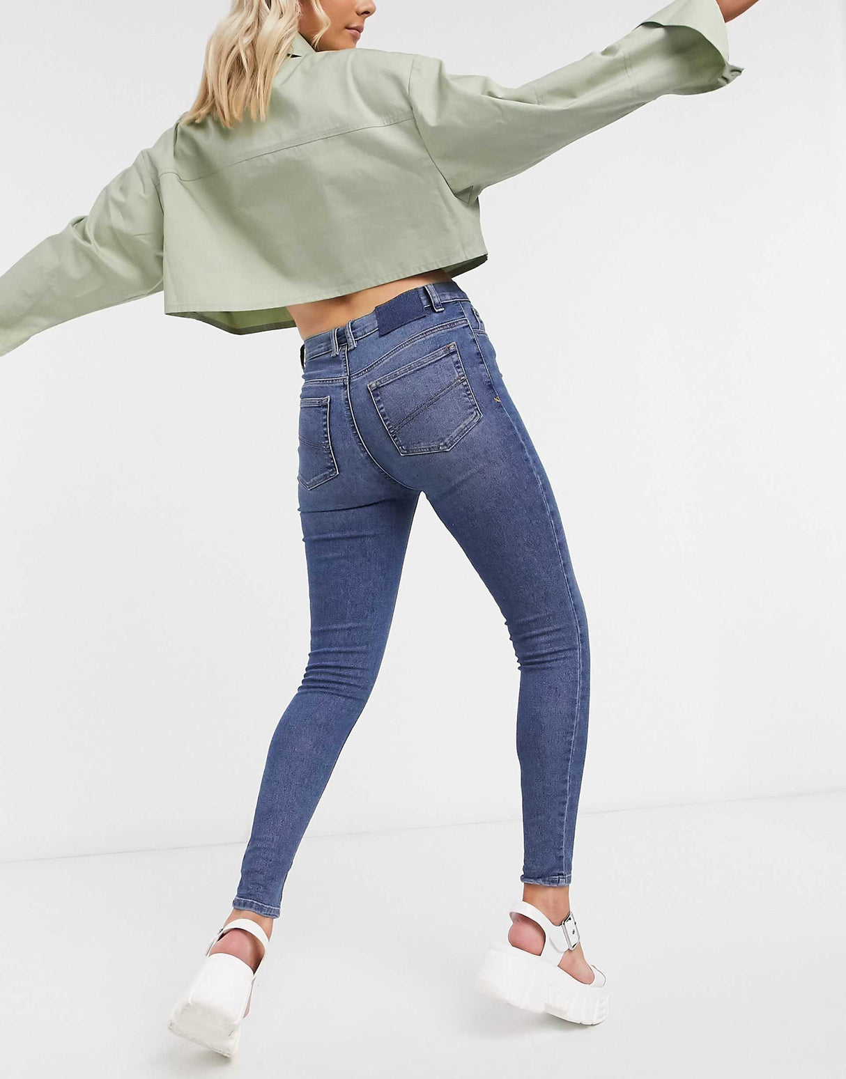 Collusion X001 Highwaisted Skinny Jeans In Mid Blue