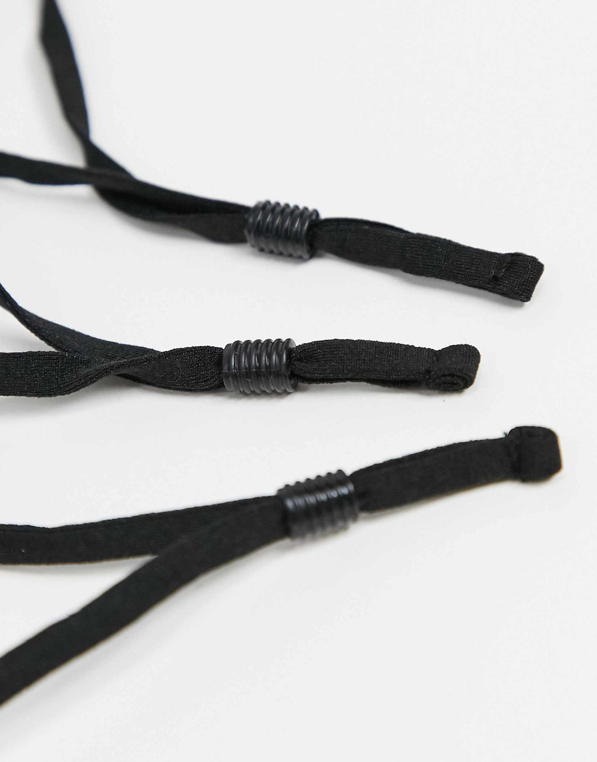 ASOS DESIGN 3 pack face coverings with adjustable straps and nose clip in black - BLACK