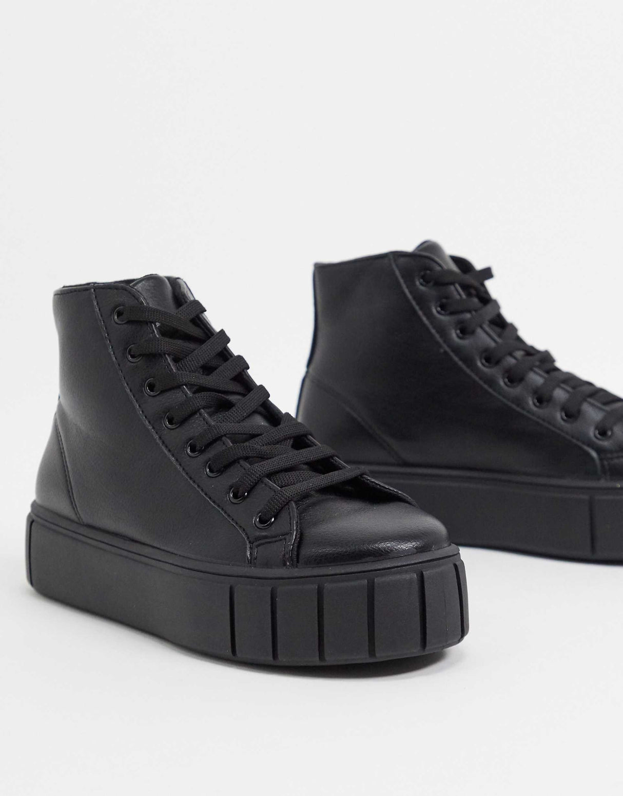 Asos Design Dewy Chunky Hi Top Trainers In Black
