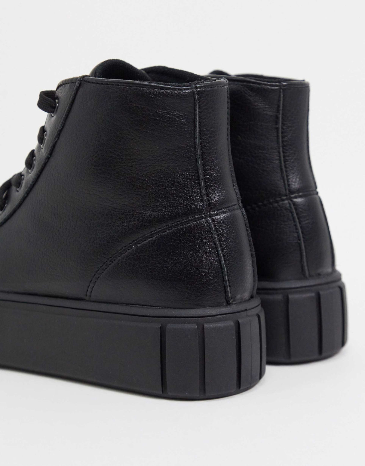 Asos Design Dewy Chunky Hi Top Trainers In Black