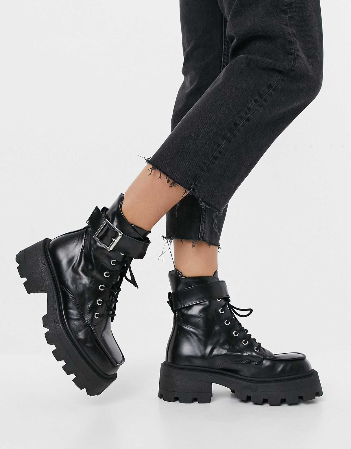Asos Design Acute Leather Chunky Square Toe Lace Up Boots In Black