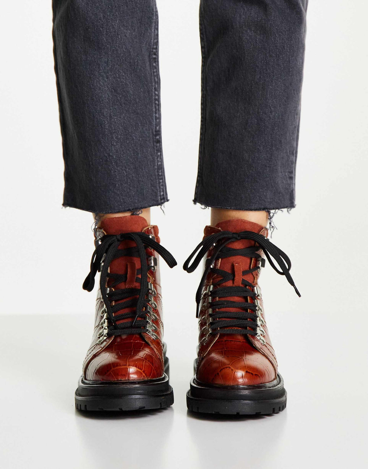 Asos Design Adrift Chunky Lace Up Hiker Boots In Tan Croc