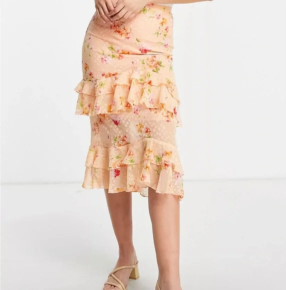 Dark Pink Tiered Frill Textured Midi Skirt In Ditsy Peach Floral