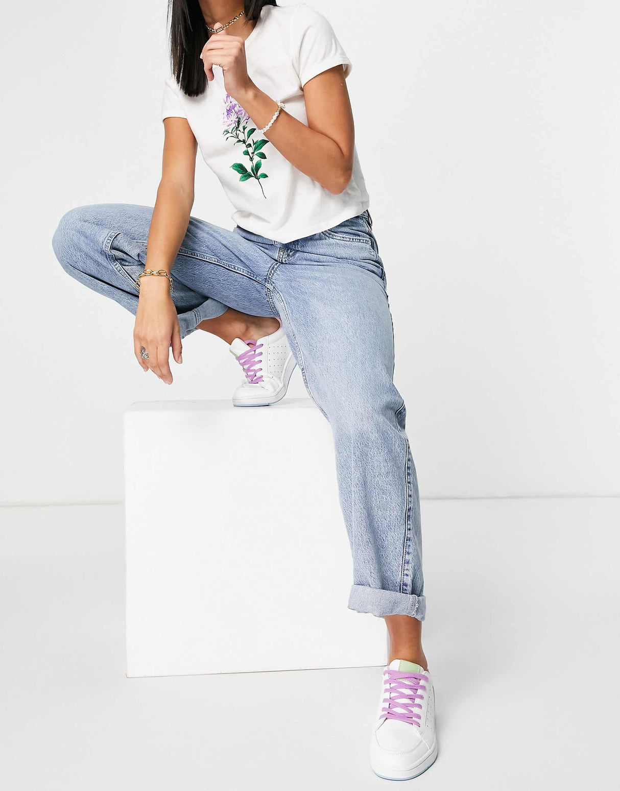 River Island Oversized Mom Jeans In Mid Auth Blue