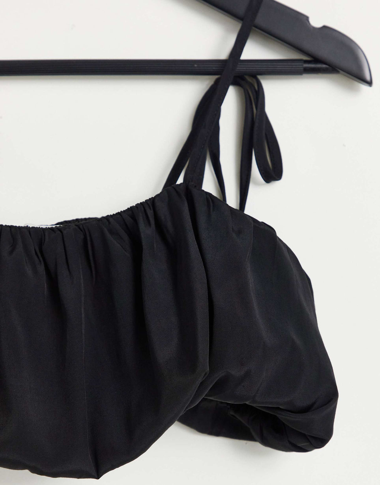 Na-Kd Smock Detail Crop Top In Black