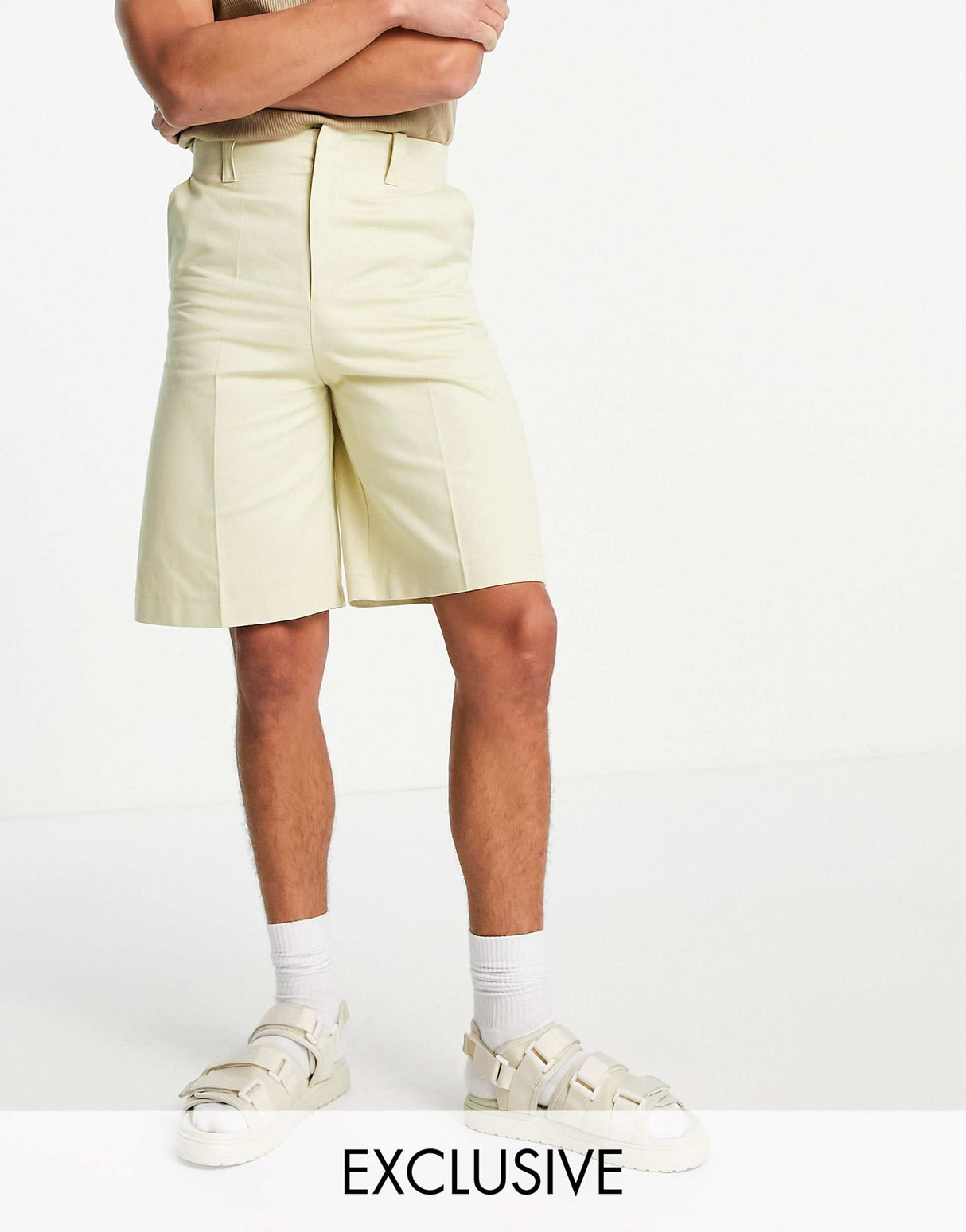 Collusion Short In Beige