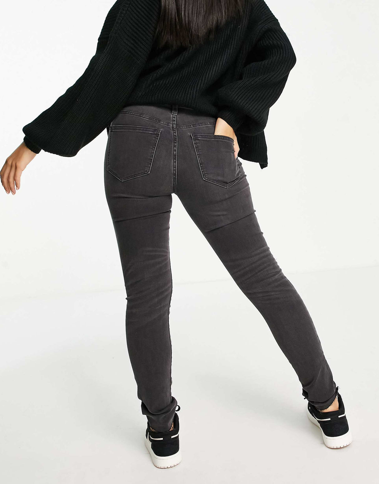 Madewell Knee Rip Skinny Jeans In Black