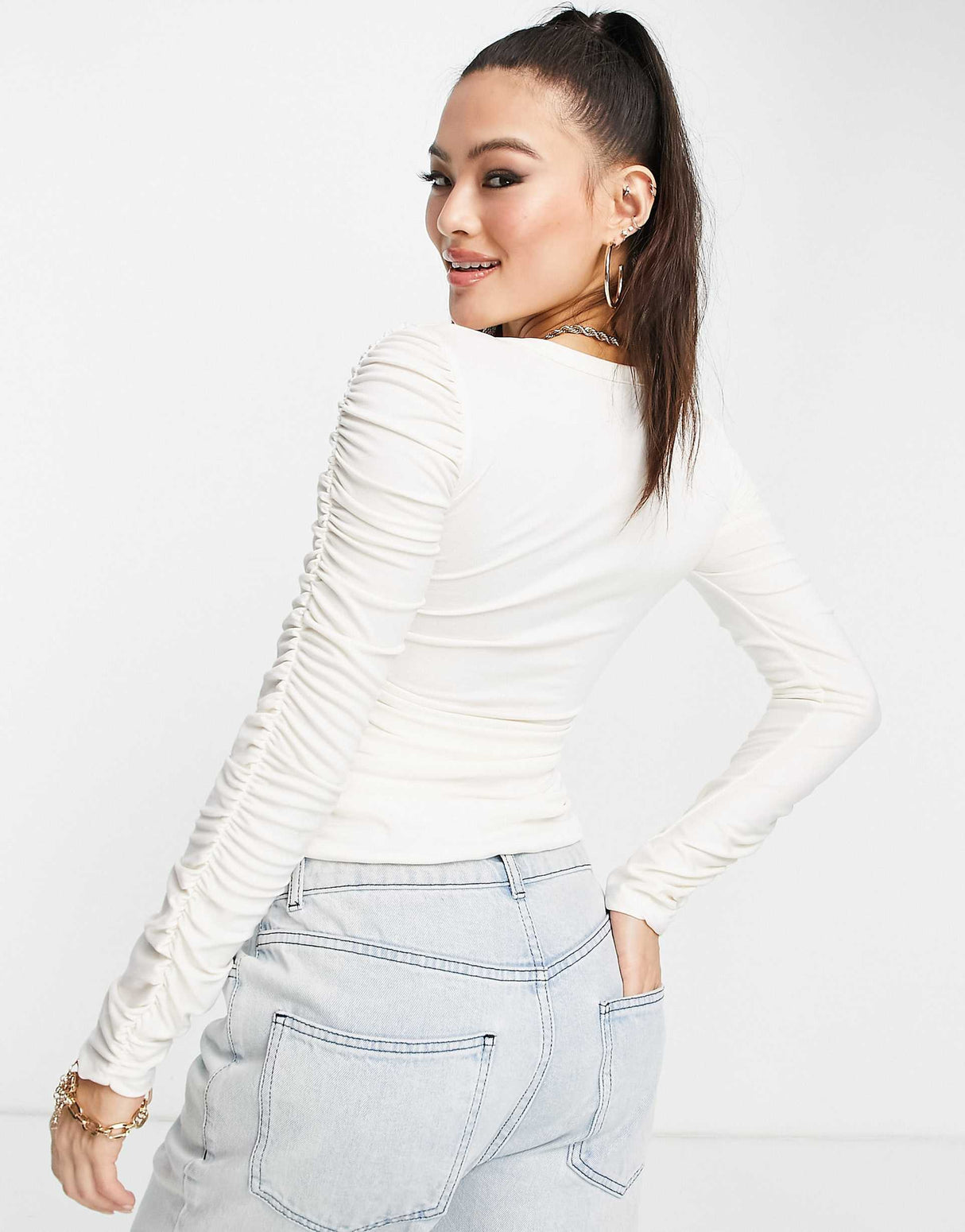 Asyou Ruched Plunge Top In Ecru