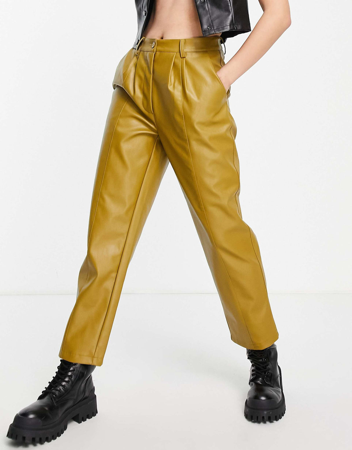 Na-Kd Seam Detail Faux Leather Trousers In Green