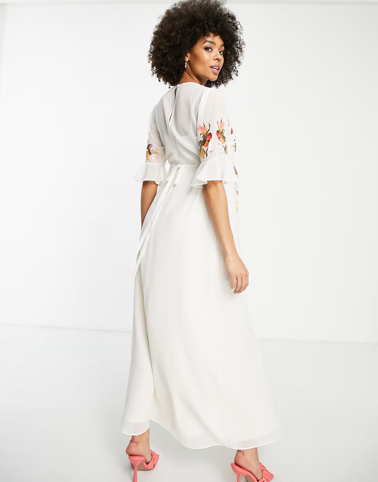 Hope & Ivy Maternity Fluted Sleeve Embroidered Maxi Dress In Ivory