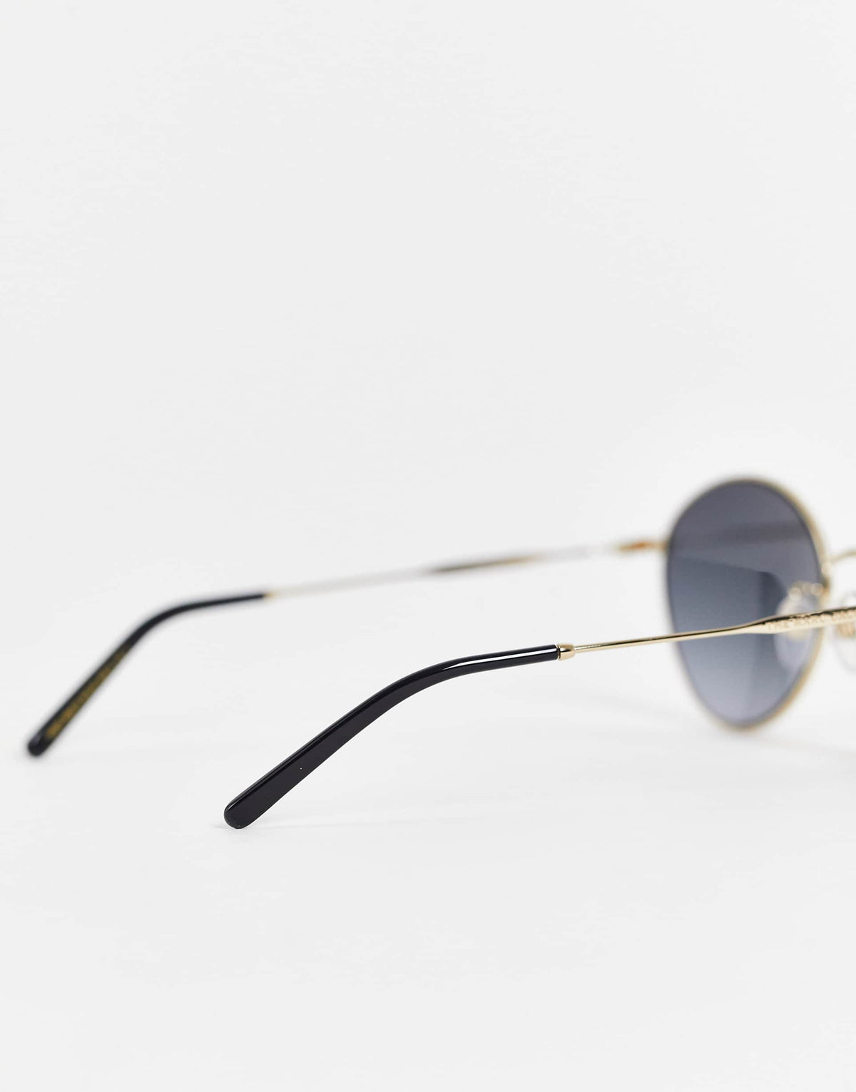 Marc Jacobs Oval Sunglasses In Gold Black