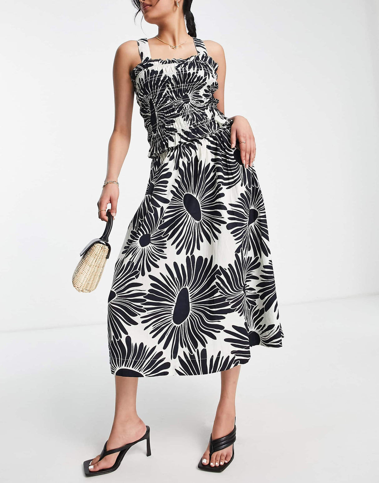 Whistles High Waist Midi Skirt In Contrast Daisy Print Co-Ord