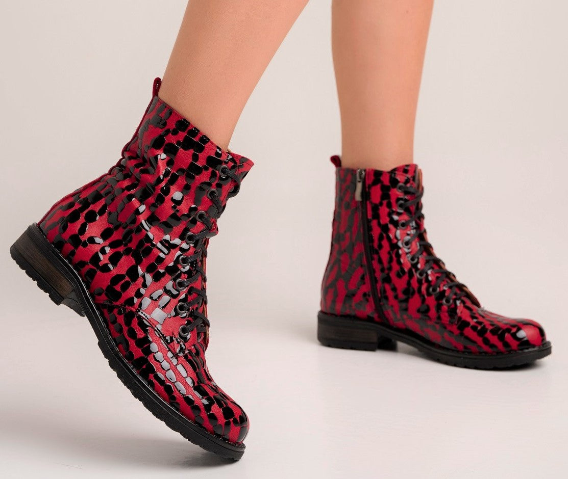 Bosccolo Womens Boots - Black/Red