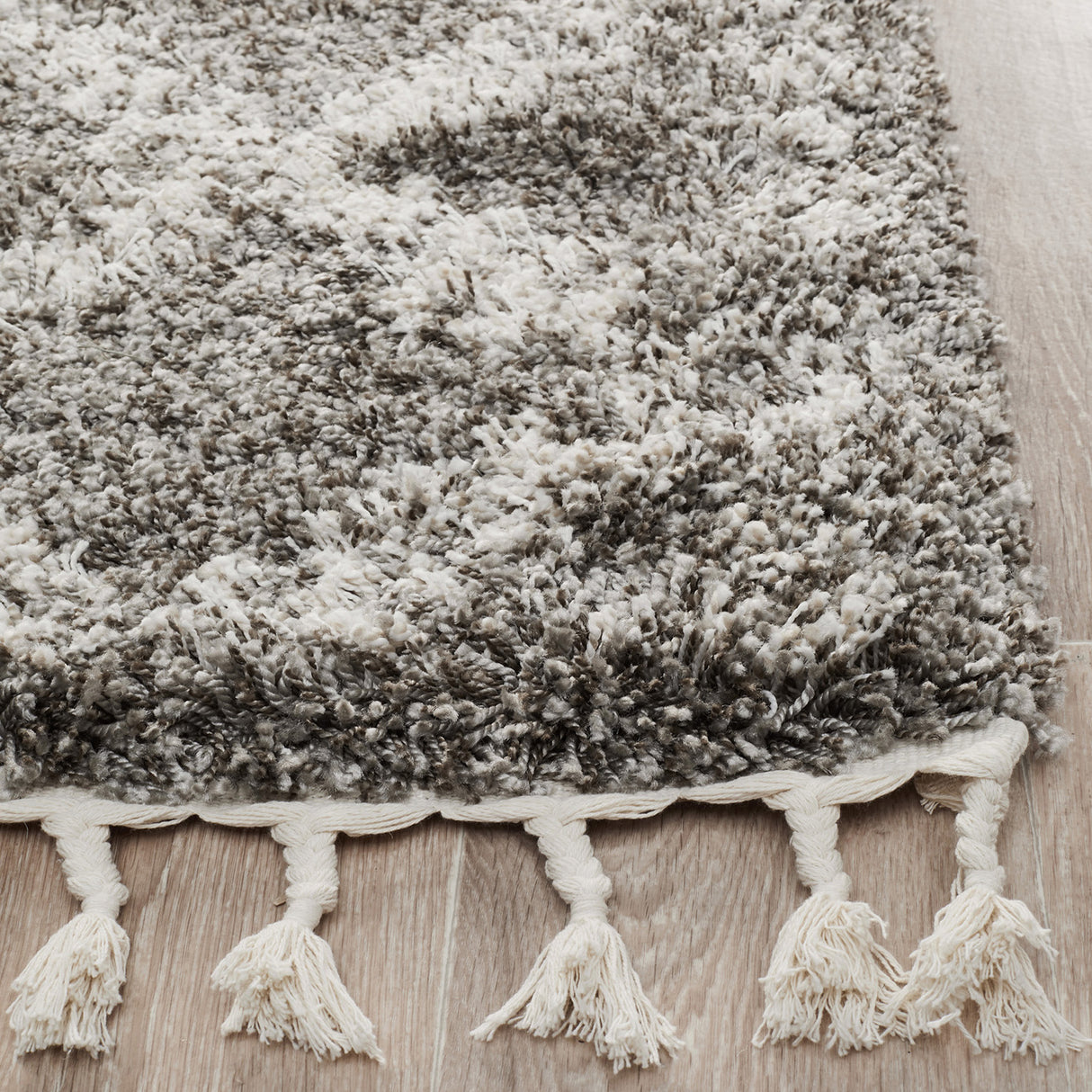 Saffron 33 Grey Runner Rug