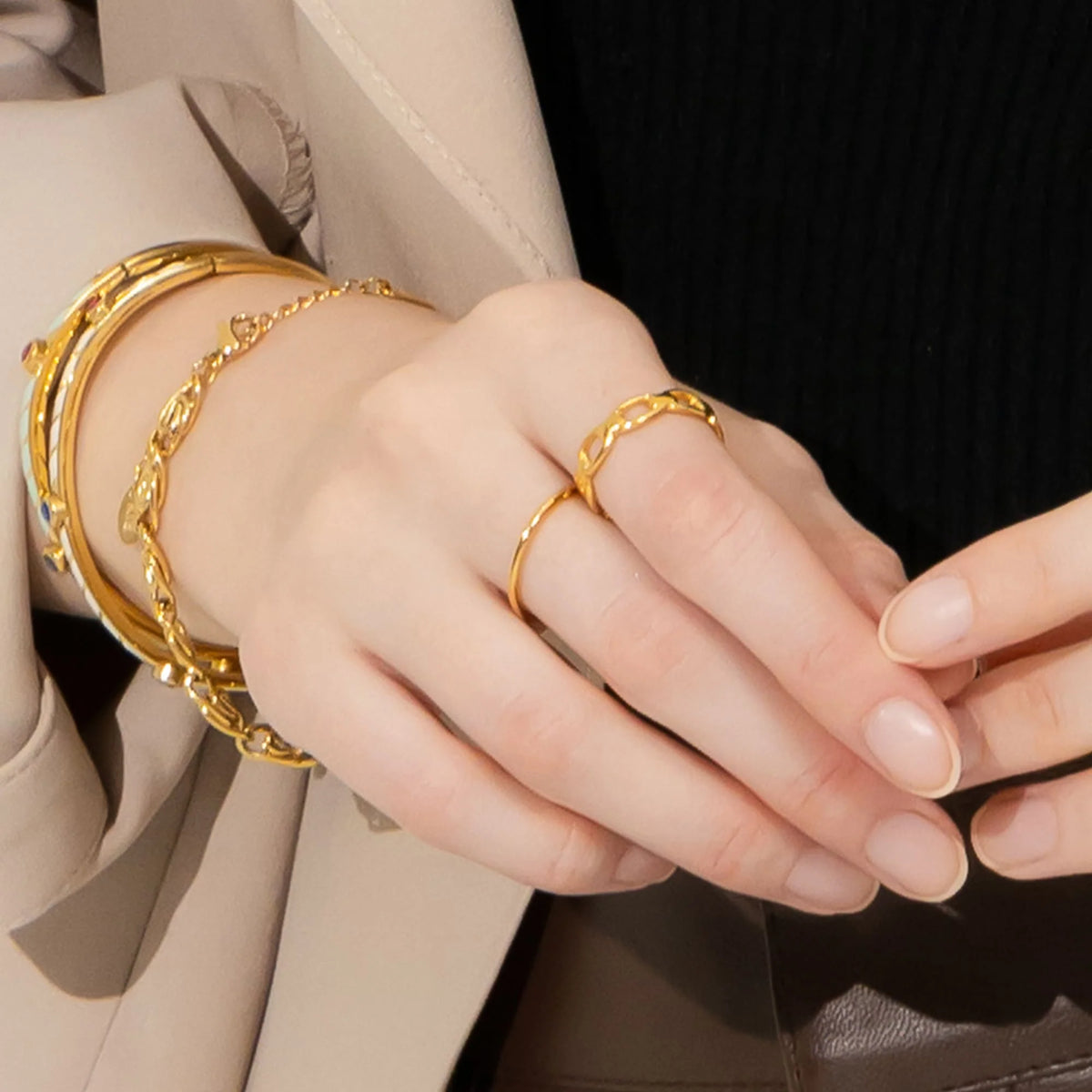Bullion Gold Rheda Classic Tubular Ring in Gold