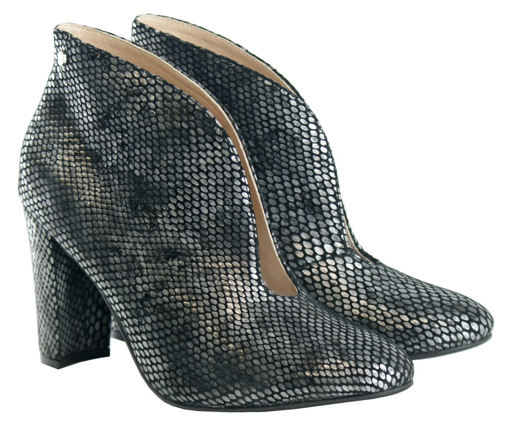 Bosccolo Womens Boots - Silver/Black Scales