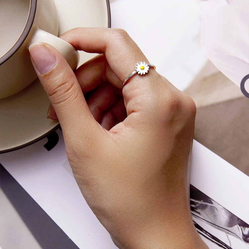 Adjustable Solid 925 Sterling Silver Sunny-Side Up Daisy Ring