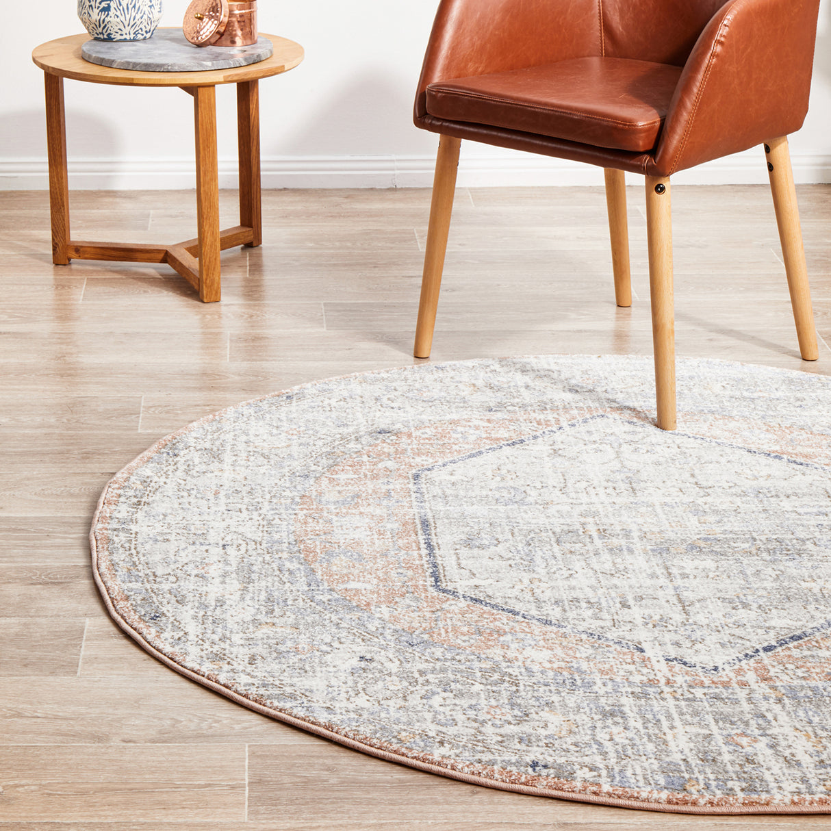 Mayfair Lorissa Peach Round Rug