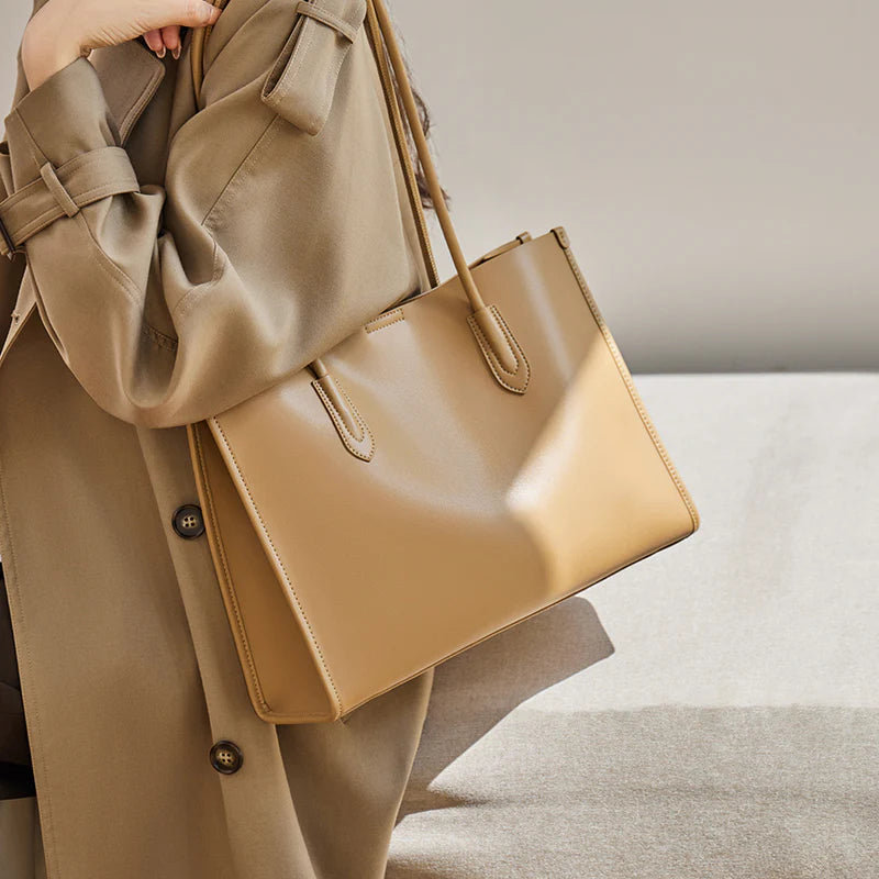 Nalandu Large Capacity Leather Commuter Tote Bag - Camel