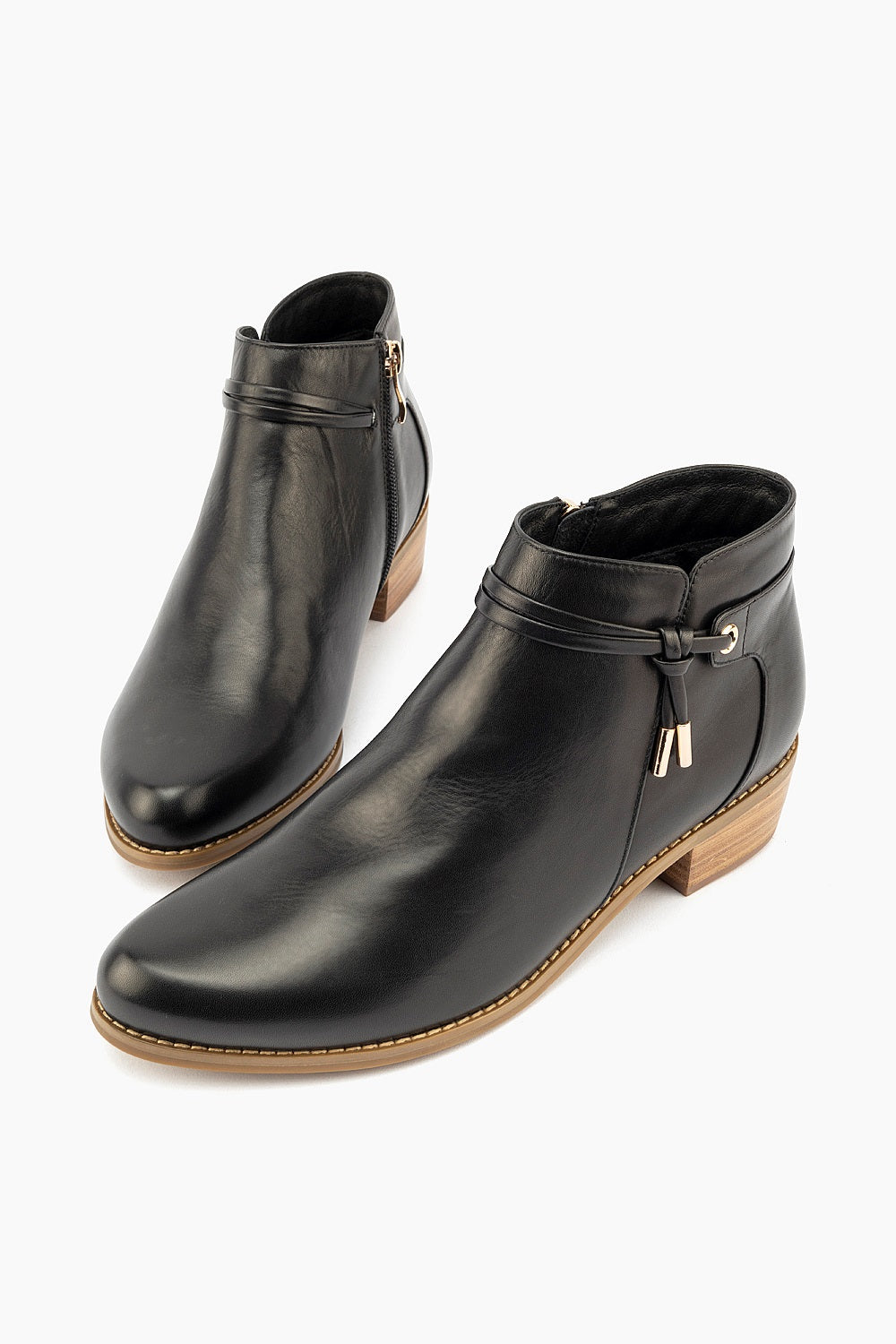 Klouds Ronan Black