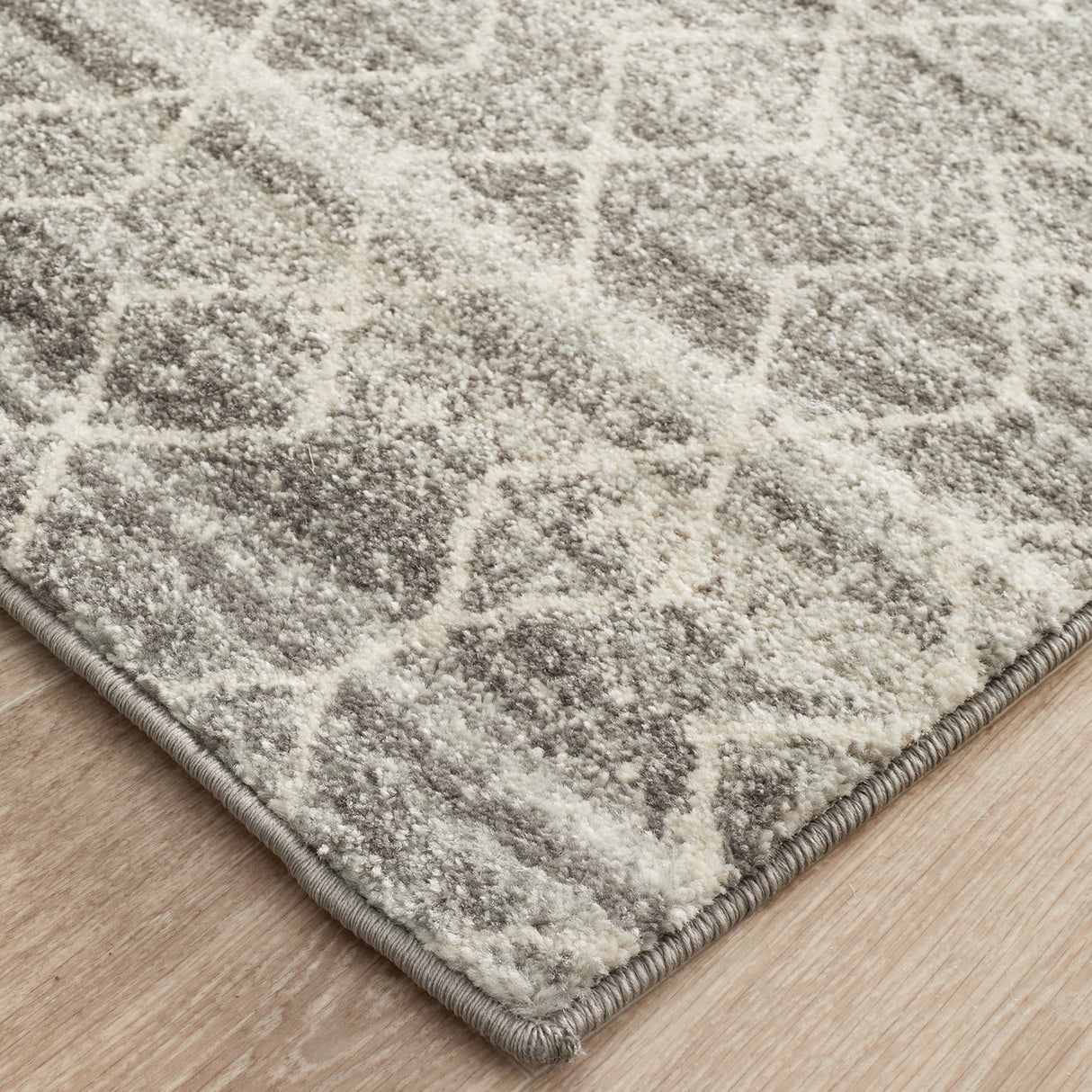 Evoke 257 Silver Runner Rug