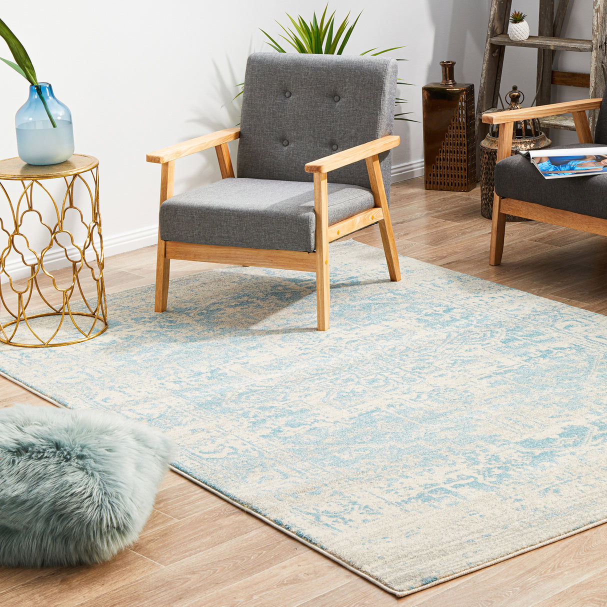 Evoke 253 White Blue Rug