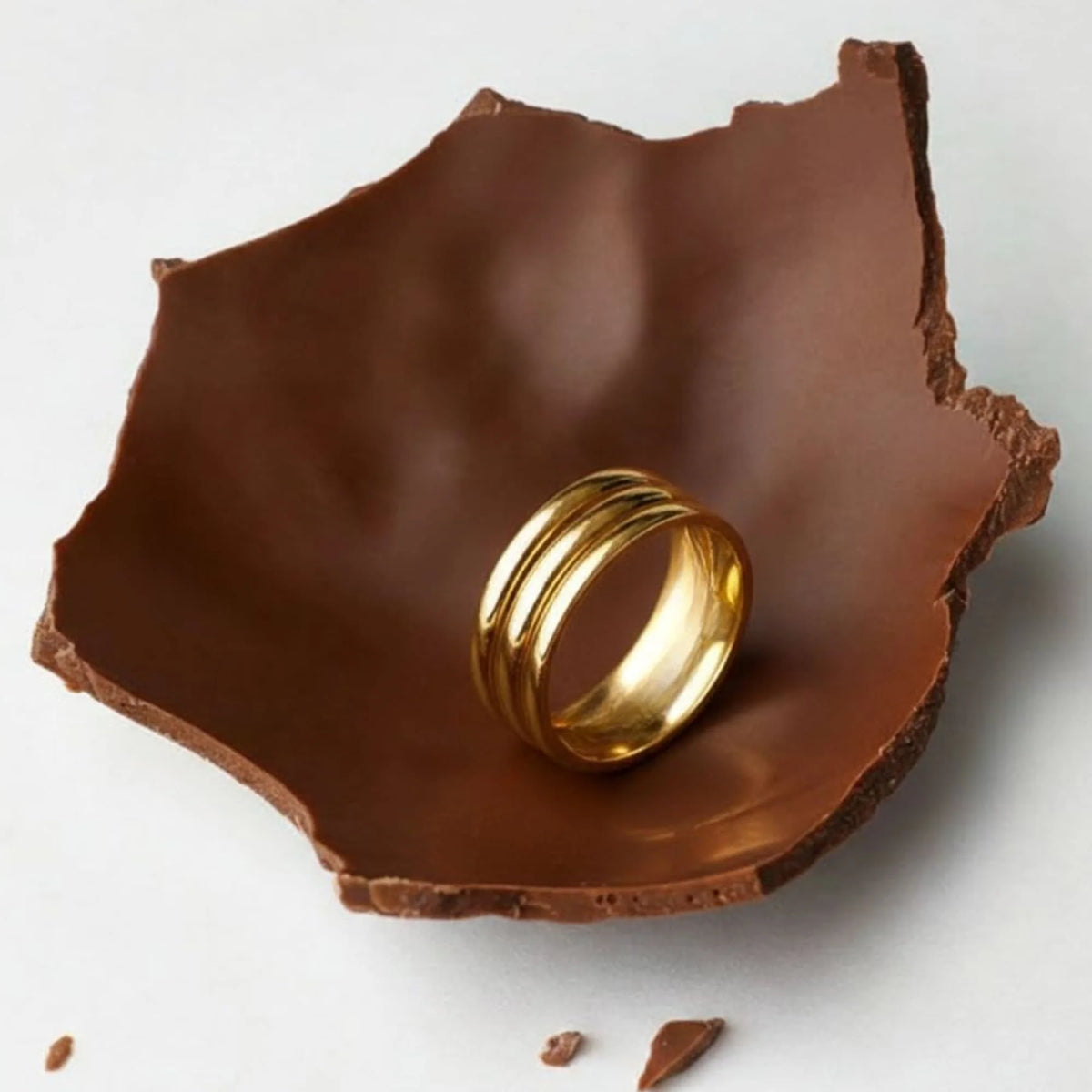 Bullion Gold Triad Circular Gleam Radiant Gold Layered Ring