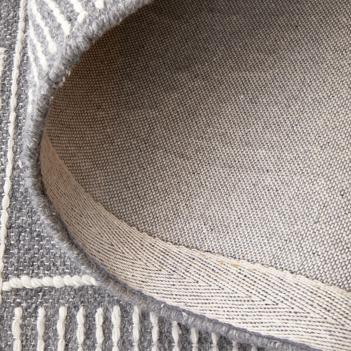 Hudson 802 Grey Rug