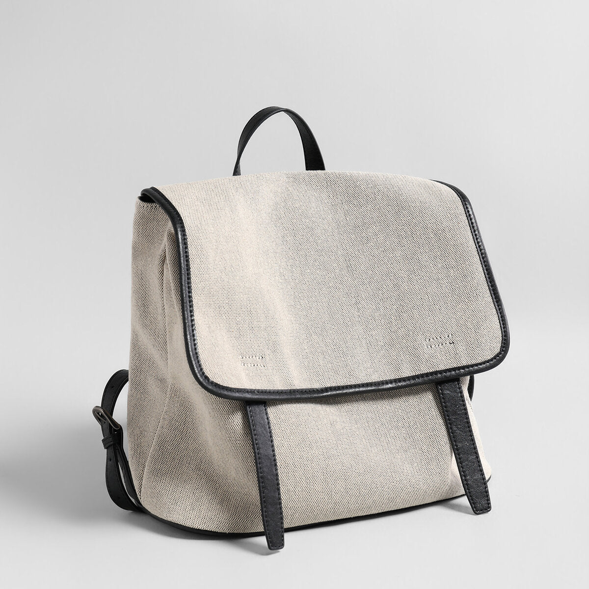 Canvas Flap Backpack - Oat