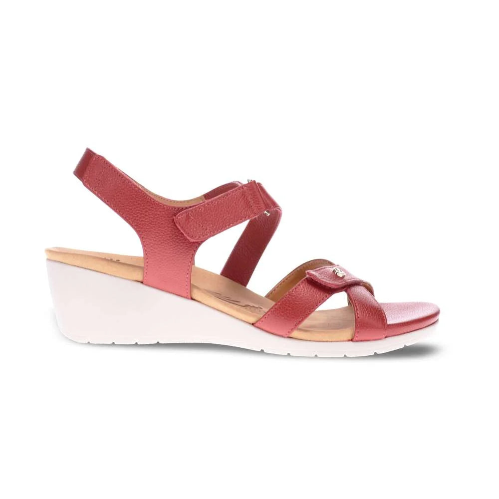 Revere Casablanca Wedge - Ruby Metallic