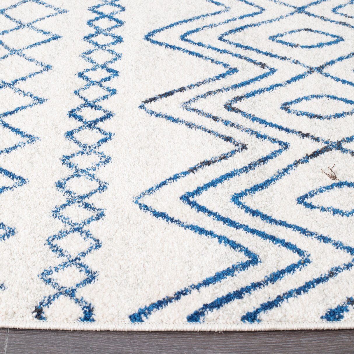 Oasis 453 White Blue Runner Rug