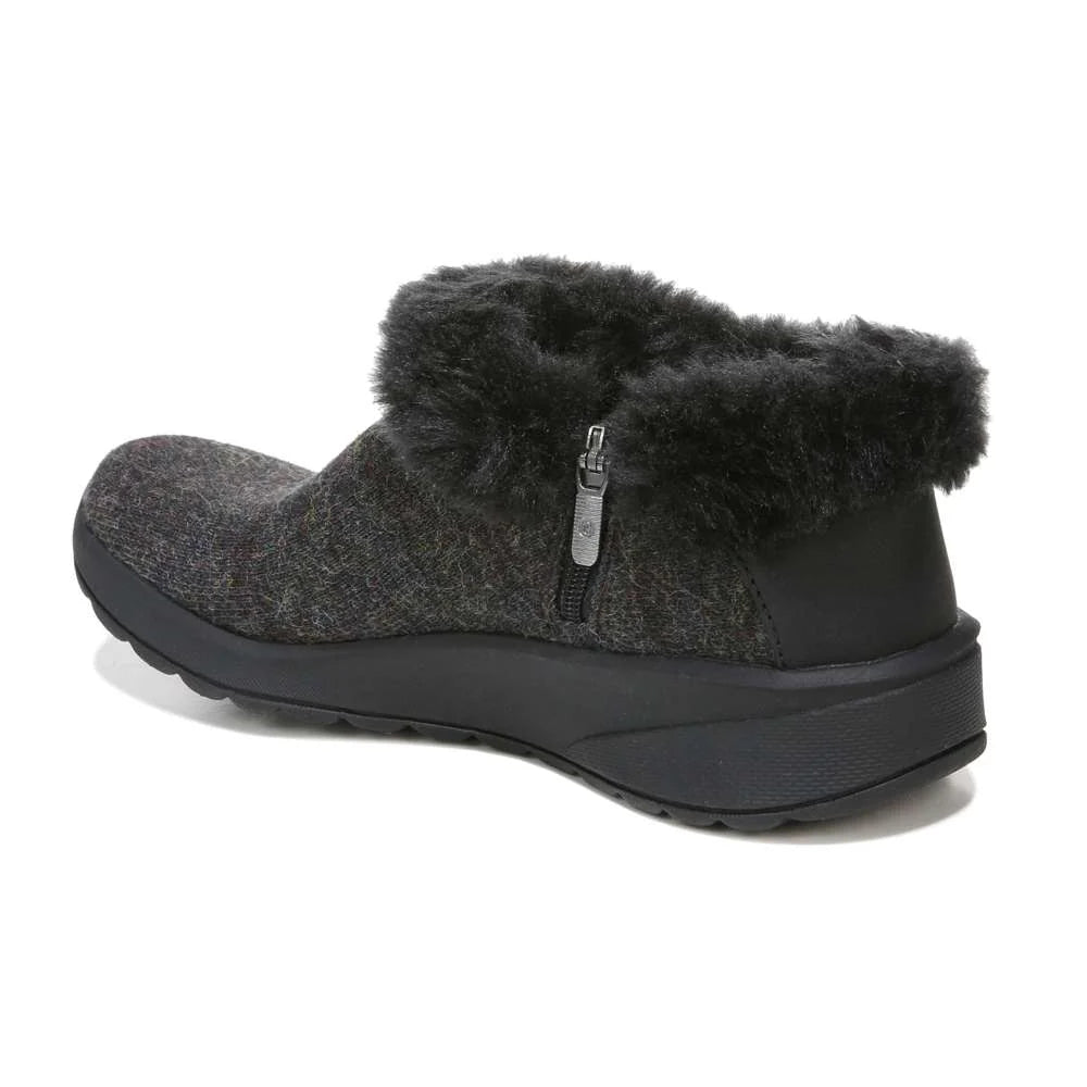 Bzees Golden Go Bootie - Black