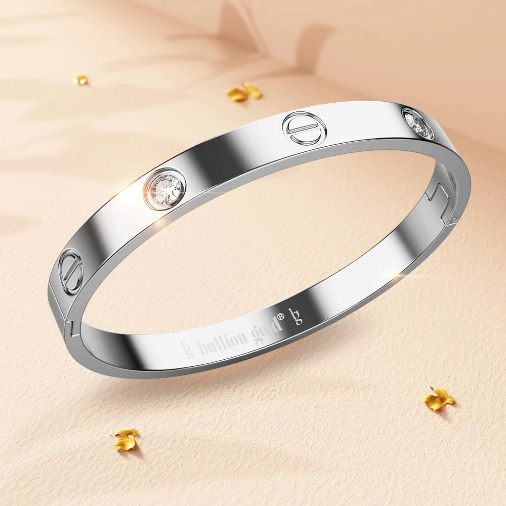 Boxed Carrie 3 Pc Tri-Tone Bangle Set