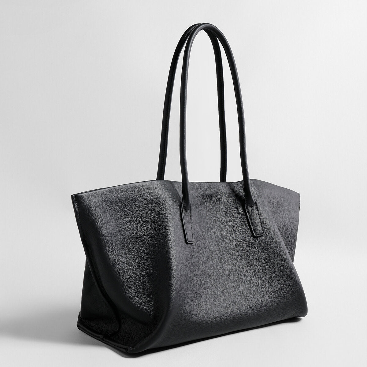 Pebbled Leather Wing Tote Bag - Black