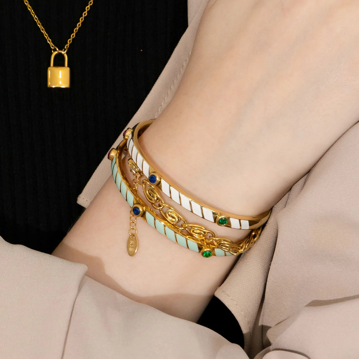 Bullion Gold Bianca Fancy Clip Link Chain Gold Bracelet