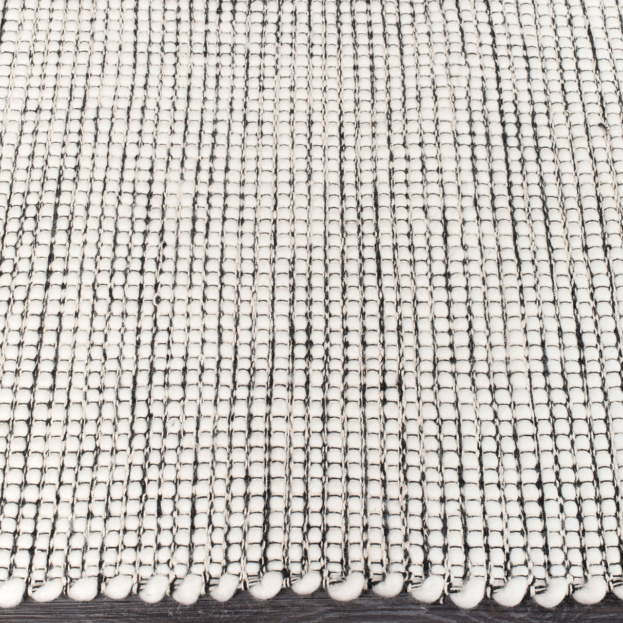 Loft Black Rug