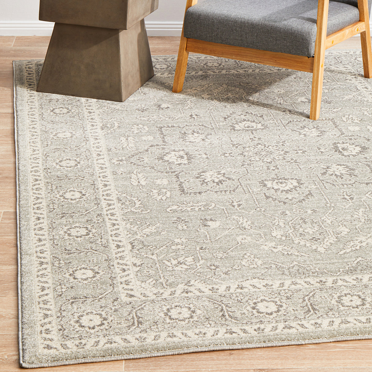 Evoke 261 Silver Rug