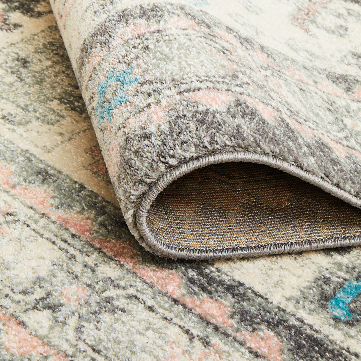 Avenue 704 Silver Rug