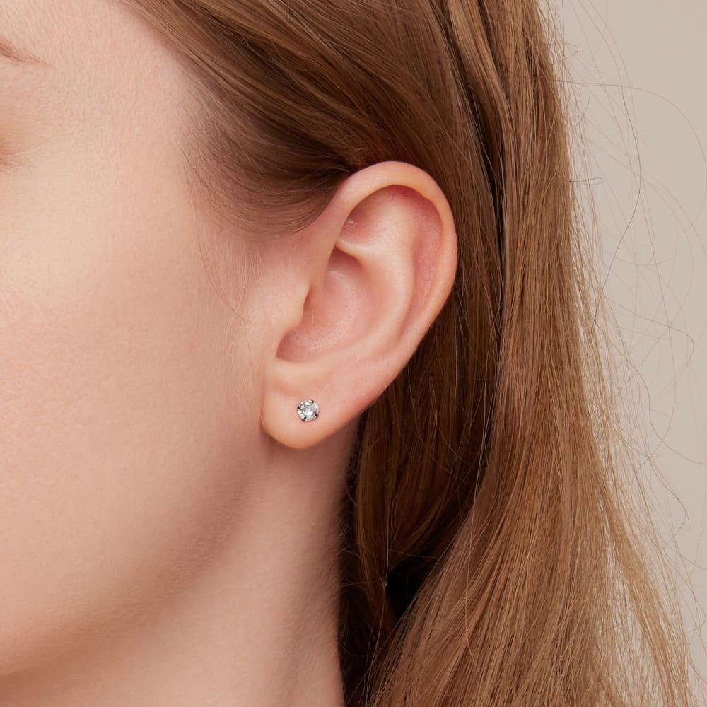 Solid 925 Signature Silver Mary Anne Crystal Stud Earrings In Black Gold