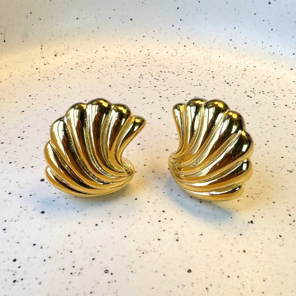 Bullion Gold Ridged Shell Gold layered Stud Earrings