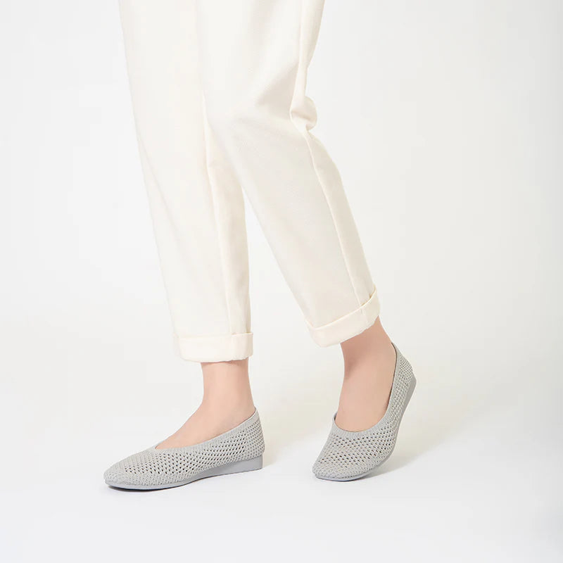 Heart Mesh Knit Square Toe Wedge Flats - Grey