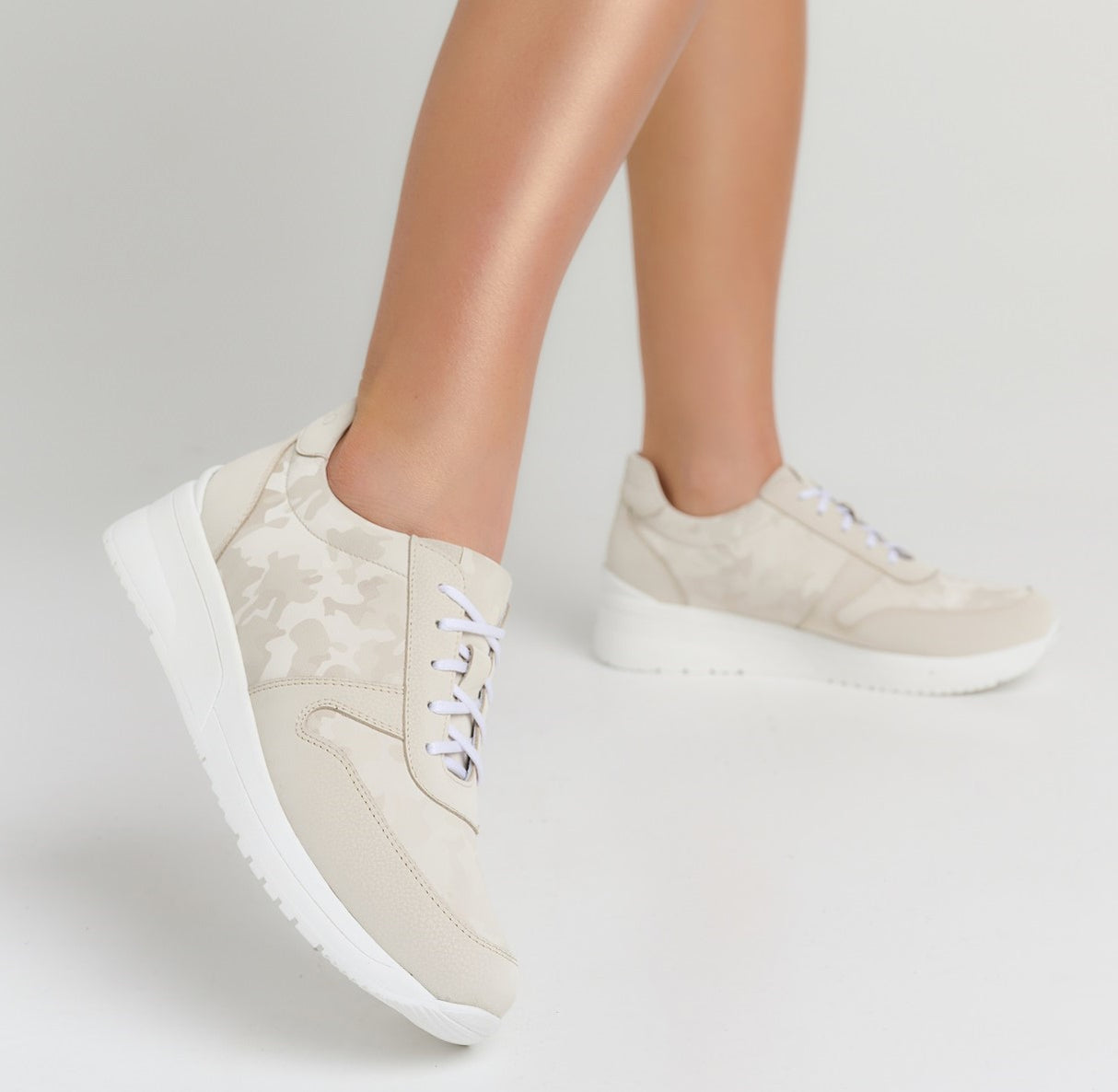 Bosccolo Womens Sneakers - Beige Camouflage