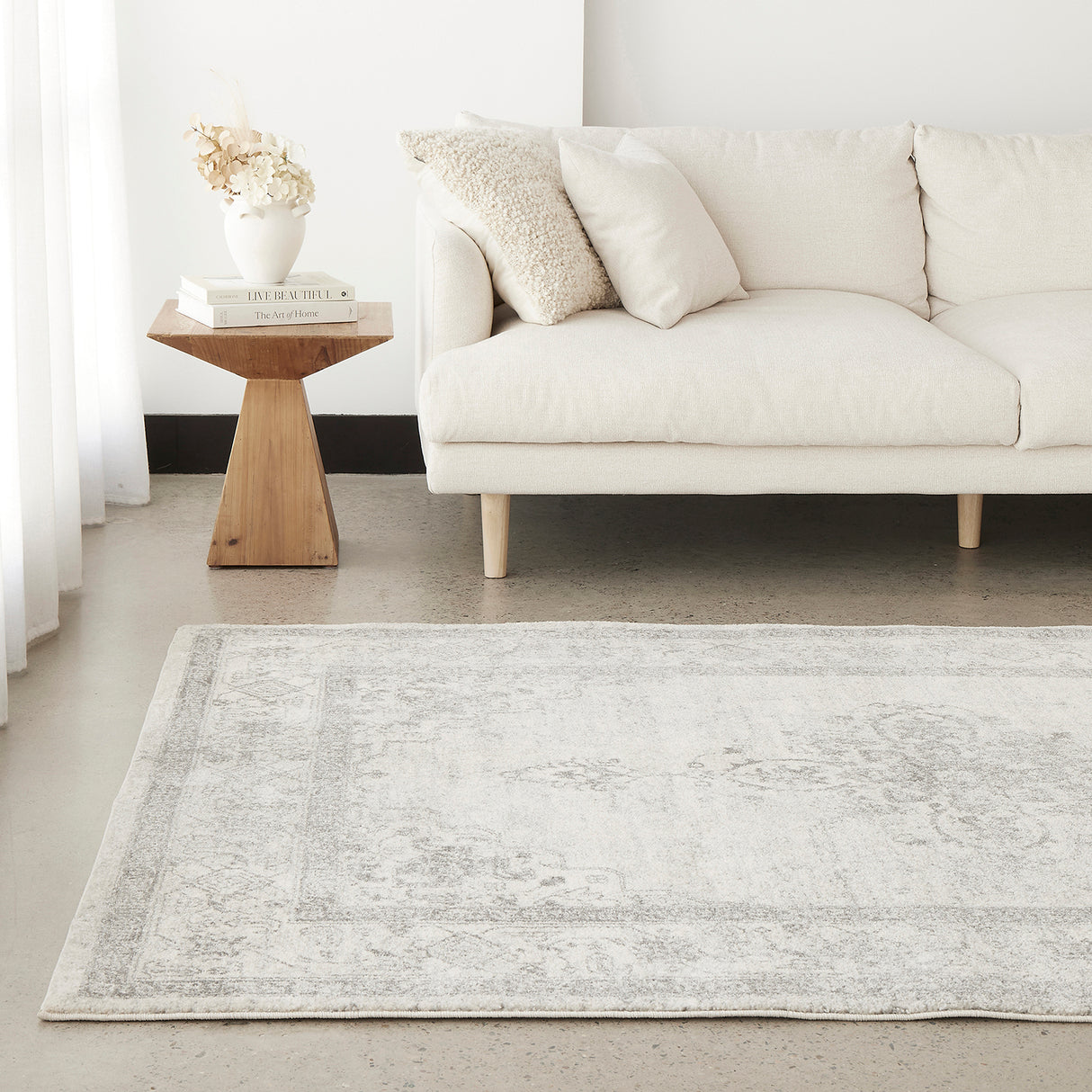 Century 977 Silver Rug